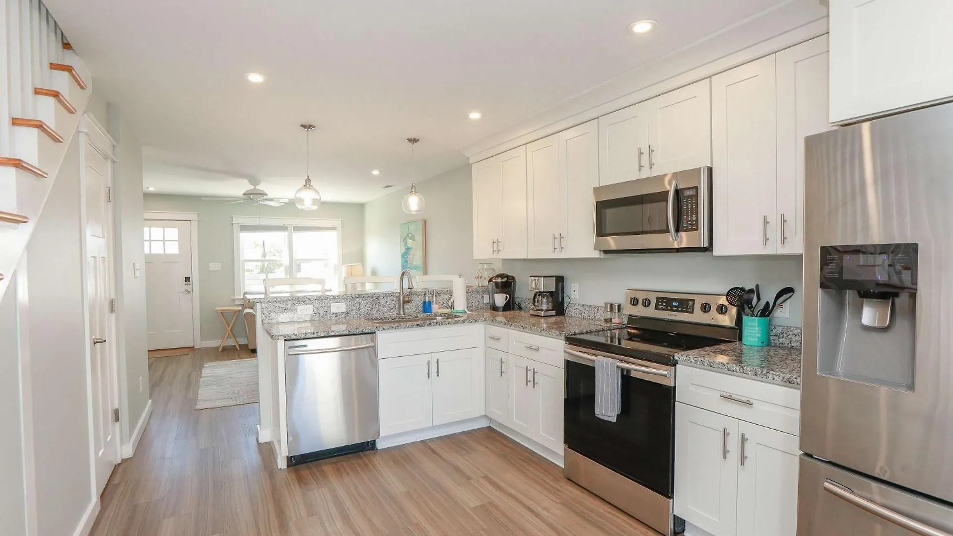 Sojourn'S Sea Views With Balcony Sleeps 4 Apartment Virginia Beach 0*,  United States